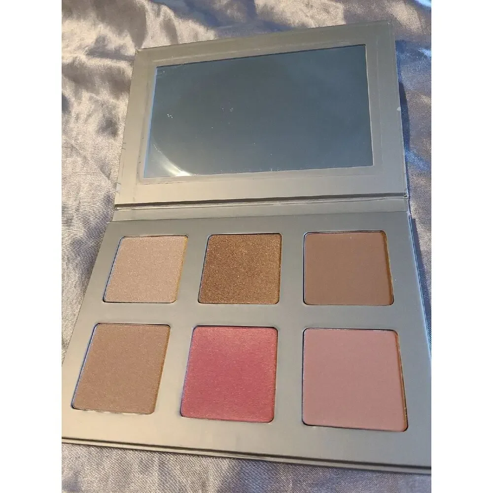 Iconic London face palette